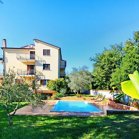 With Swimming Pool Valica, - 27200 * Umag