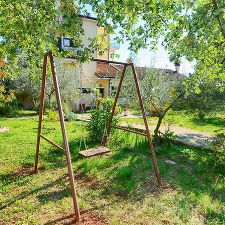 With Swimming Pool Valica, - 27200 Appartement