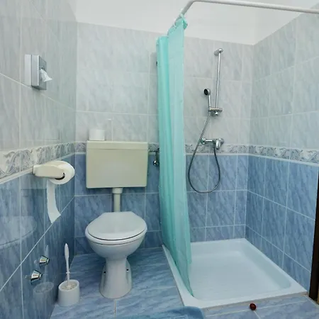 Appartamento With Swimming Pool Valica, - 27200 *