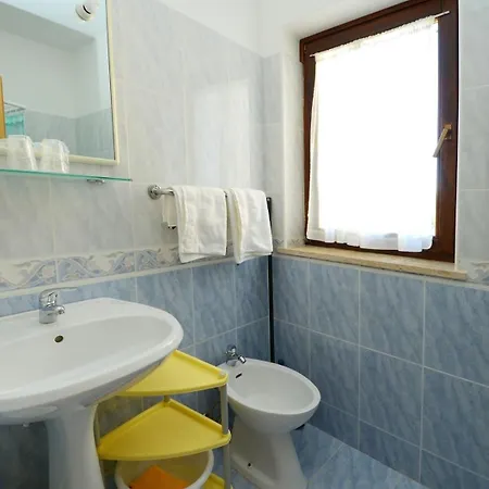 With Swimming Pool Valica, - 27200
